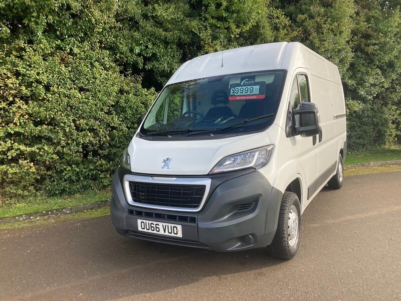 View PEUGEOT BOXER 335 L2 MWB H2 Med Roof 2.2 Litre HDi 130PS Traction + Hill Decent Control AIR CON