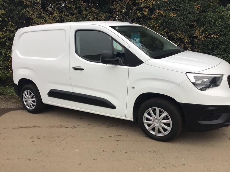 View VAUXHALL COMBO Drive Away Today Or We'll Deliver it!!!