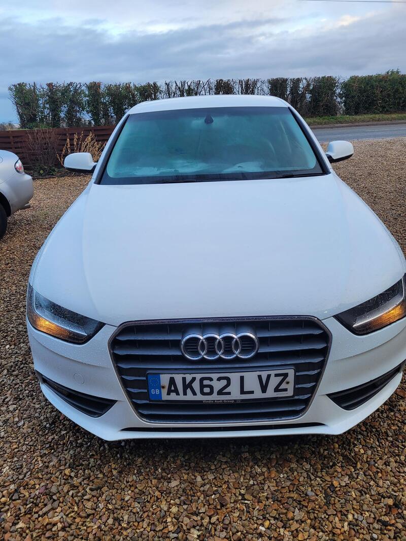 View AUDI A4 2.0 TDI SE 