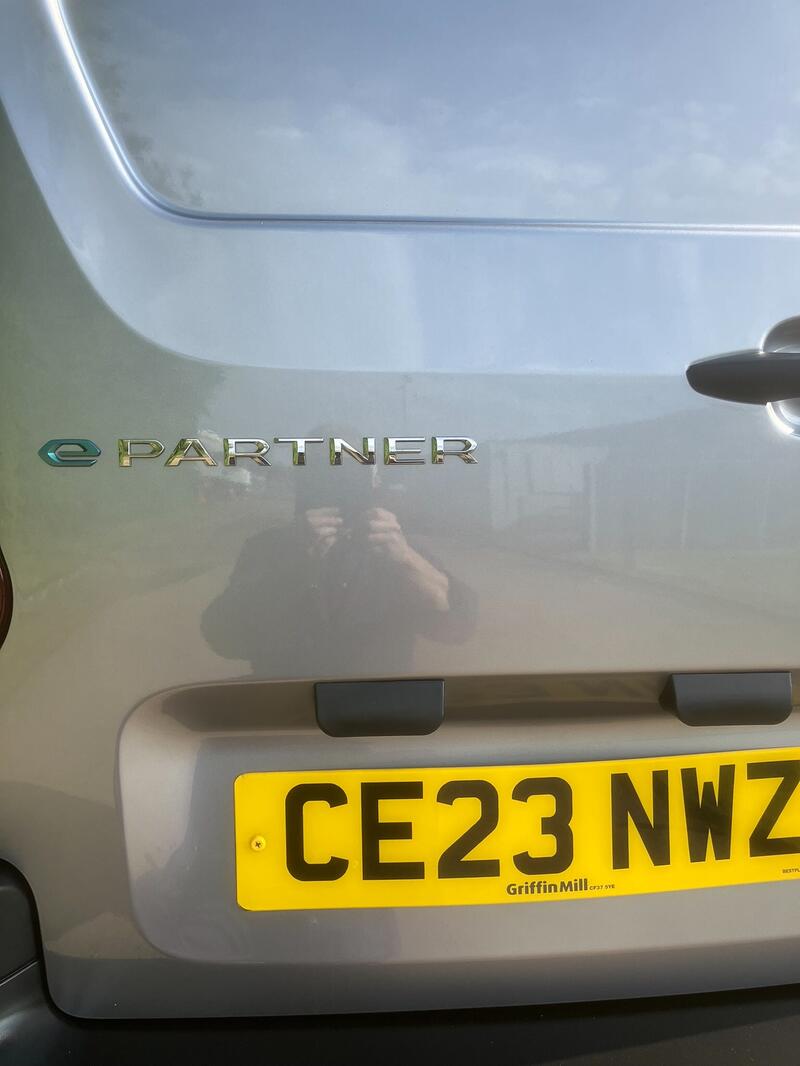 PEUGEOT PARTNER