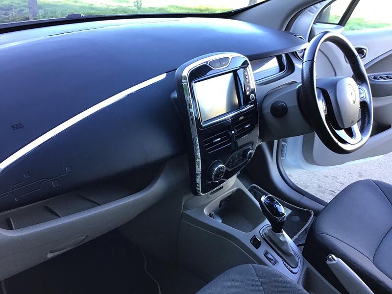 RENAULT ZOE