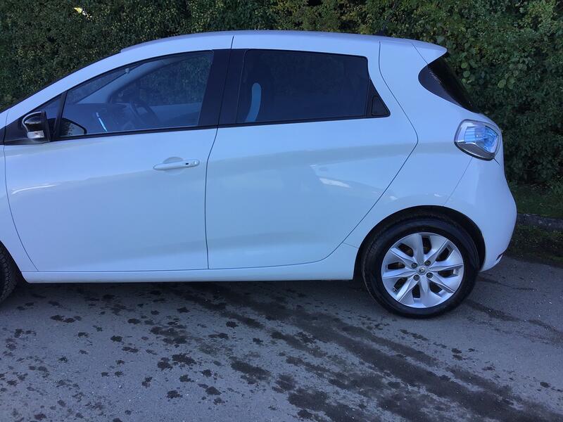RENAULT ZOE