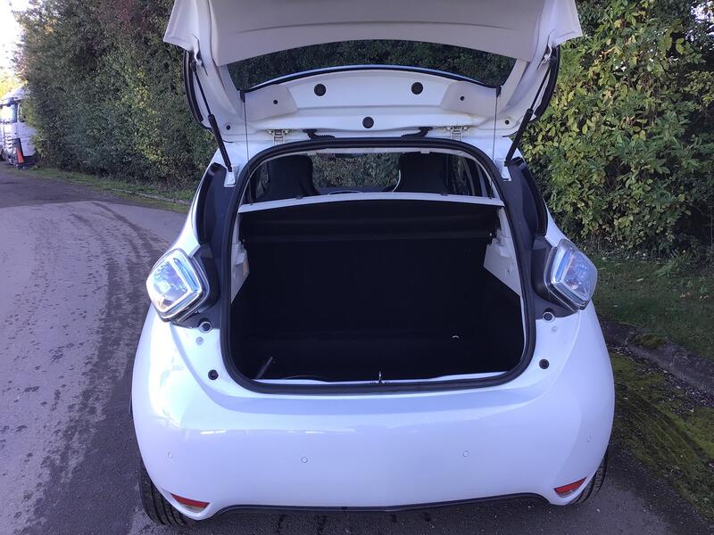 RENAULT ZOE
