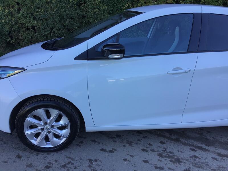 RENAULT ZOE