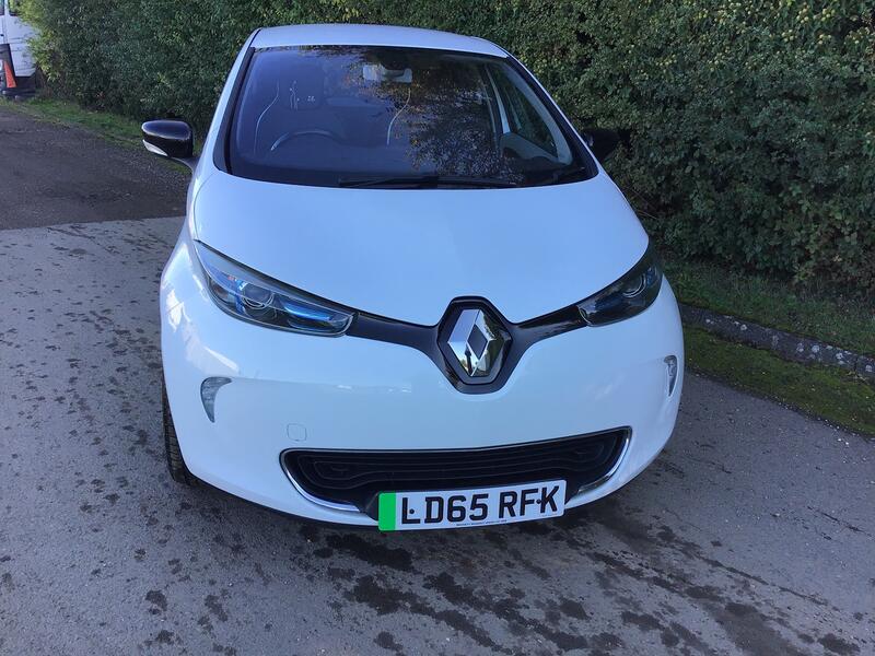 RENAULT ZOE