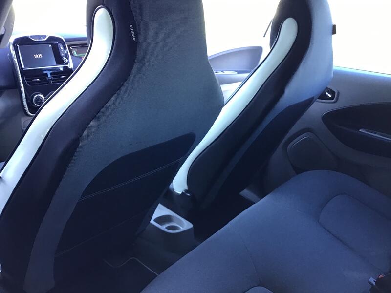 RENAULT ZOE