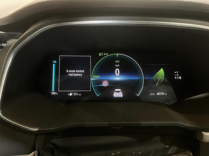 RENAULT ZOE