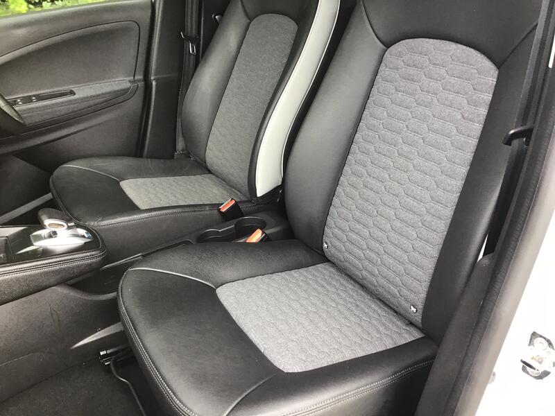 RENAULT ZOE