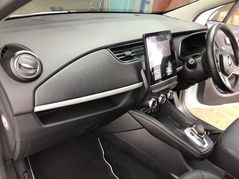 RENAULT ZOE