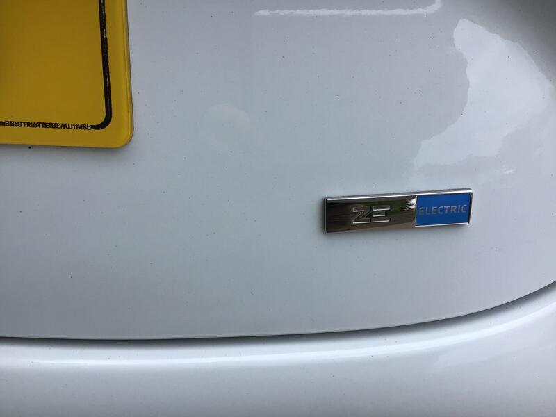 RENAULT ZOE