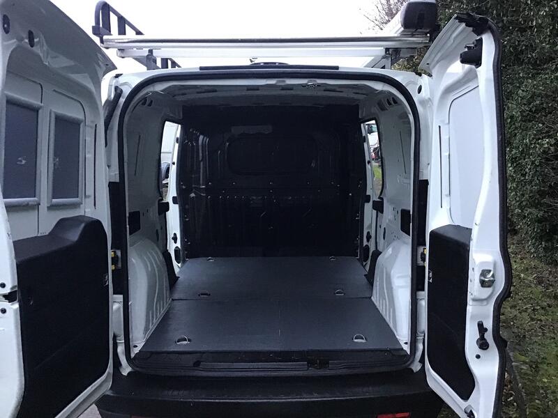 VAUXHALL COMBO