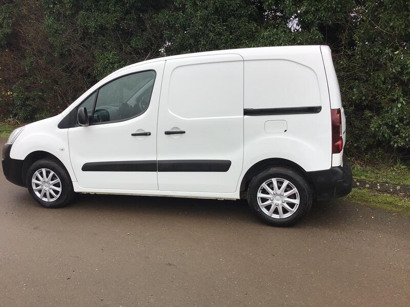 PEUGEOT PARTNER