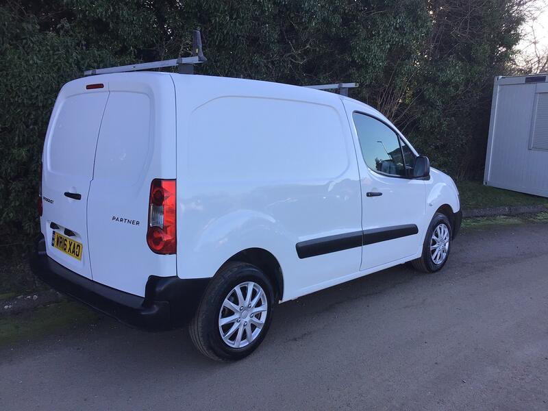 PEUGEOT PARTNER