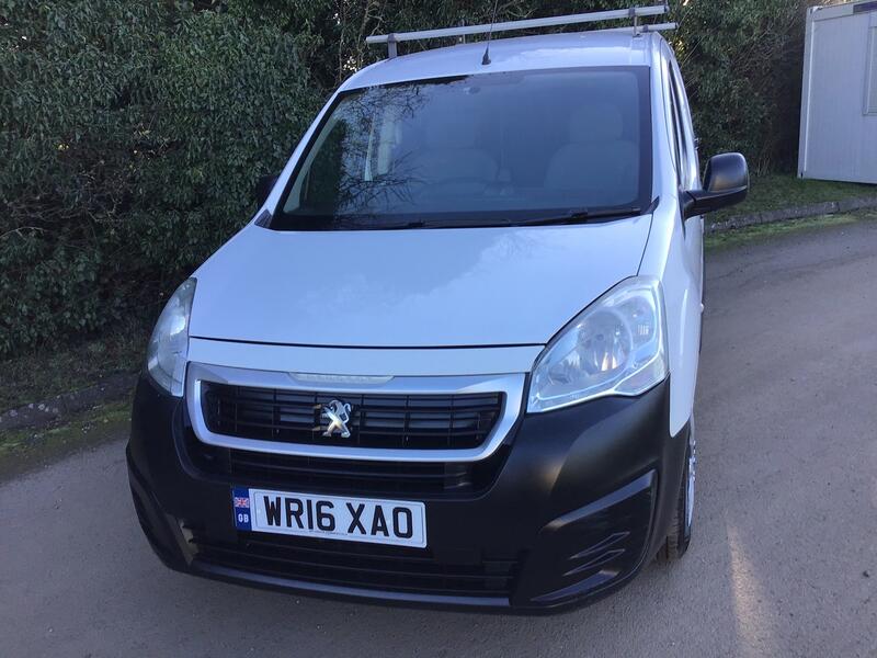 PEUGEOT PARTNER