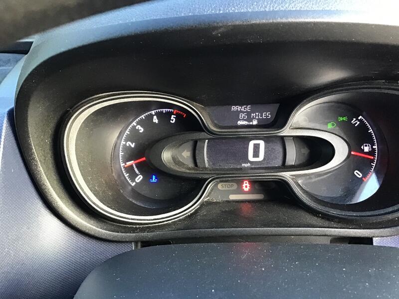 VAUXHALL VIVARO