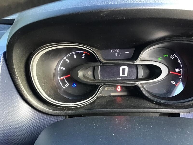 VAUXHALL VIVARO