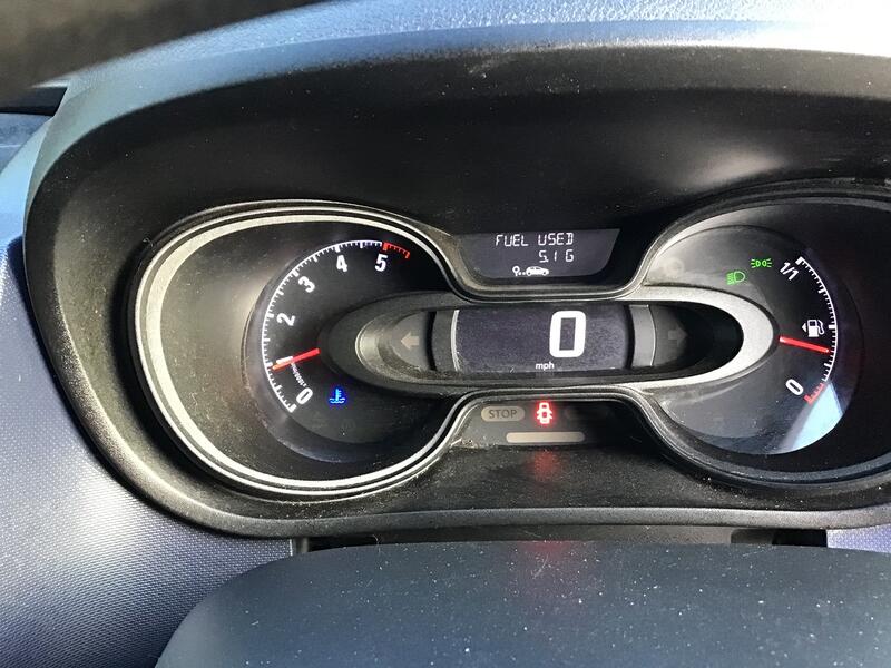 VAUXHALL VIVARO