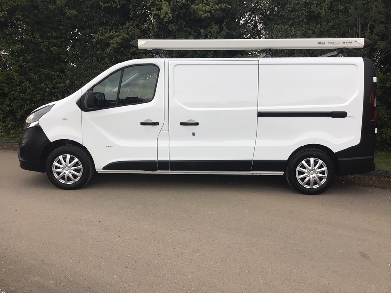 View VAUXHALL VIVARO L2H1 2900 CDTI EURO 6