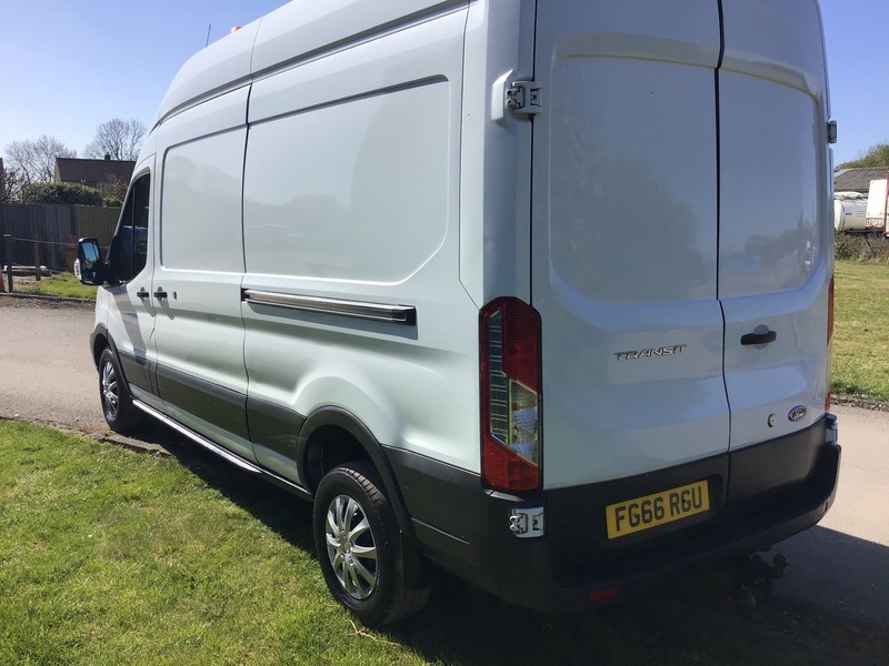 View FORD TRANSIT 350 HR PV L3 H3 RWD