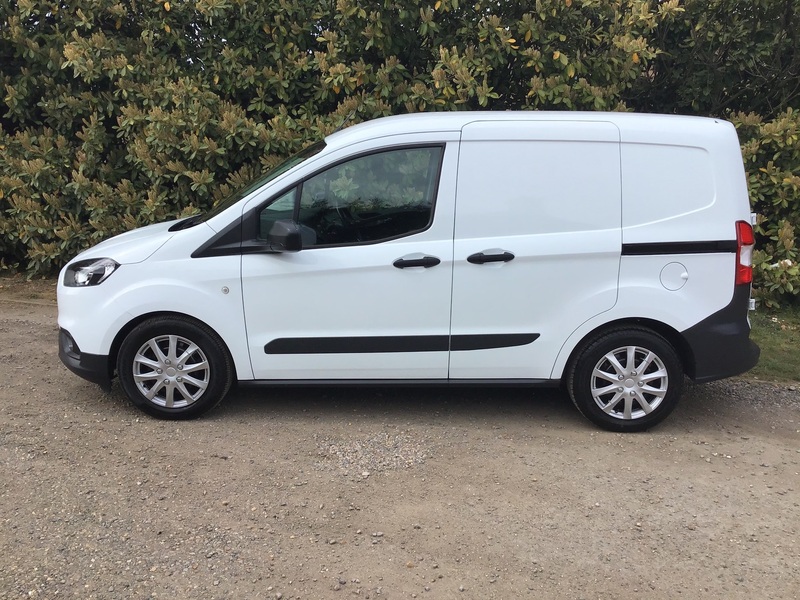 View FORD TRANSIT TREND TDCI 6 SPEED AIR-CON
