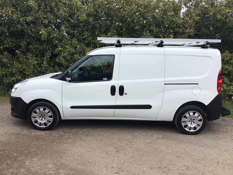 View FIAT DOBLO 1.6 16V MULTIJET LONG WHEEL BASE