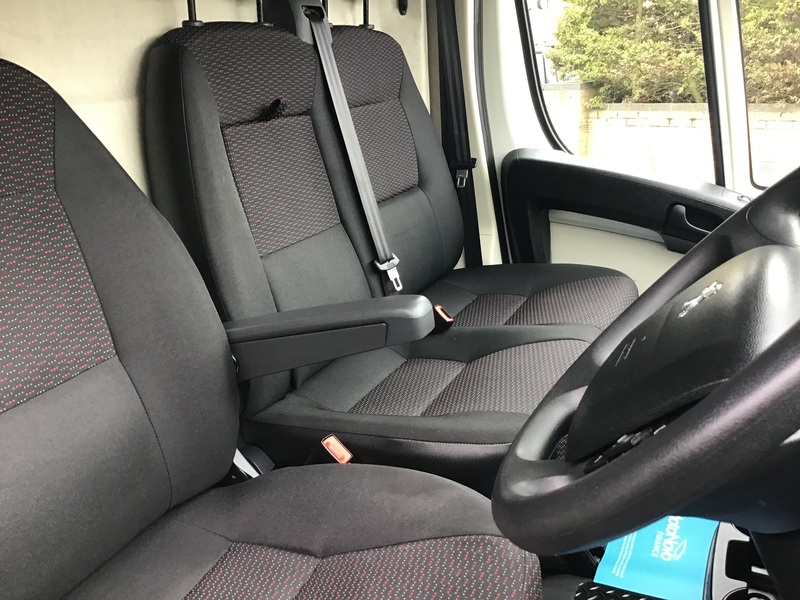 PEUGEOT BOXER