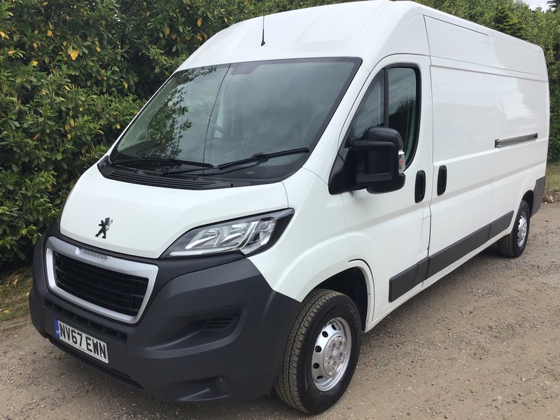 View PEUGEOT BOXER BLUE HDI 335 L3H2 PV