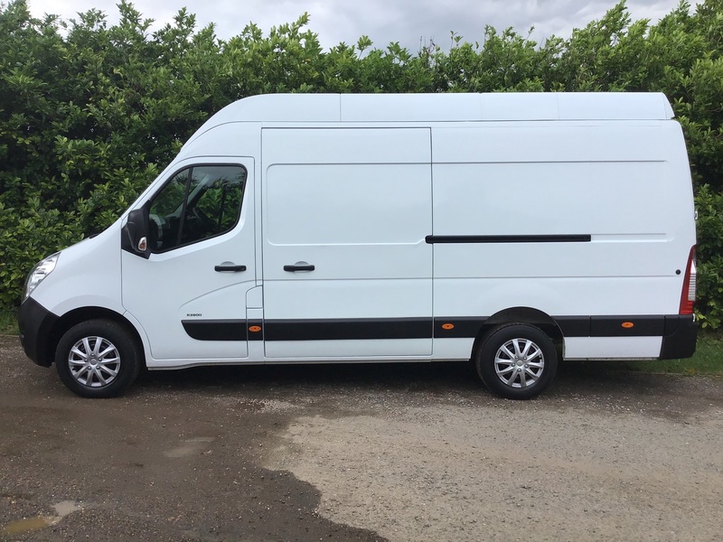 View VAUXHALL MOVANO R3500 L3H3 PV CDTI RWD