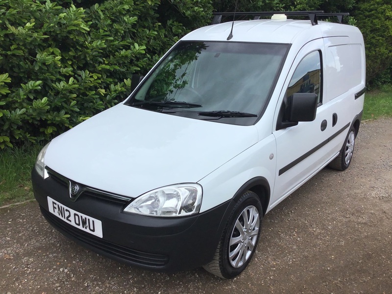 View VAUXHALL COMBO 2000 CDTI