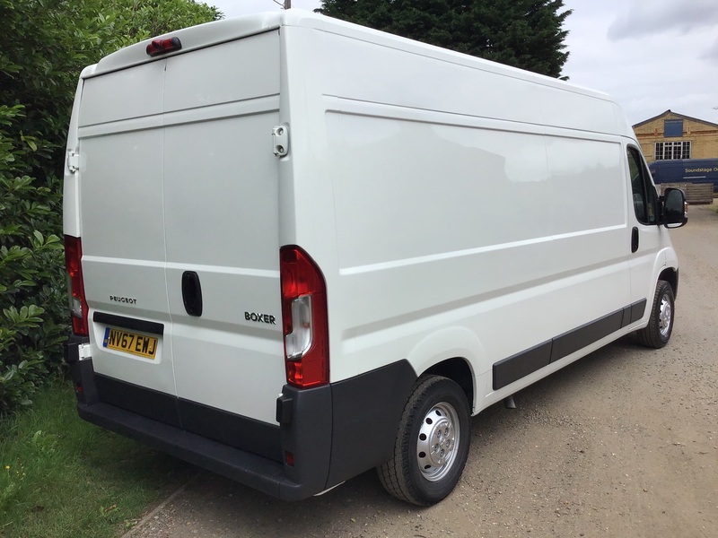 PEUGEOT BOXER