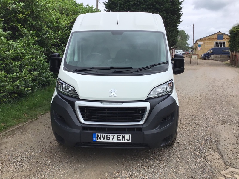 PEUGEOT BOXER