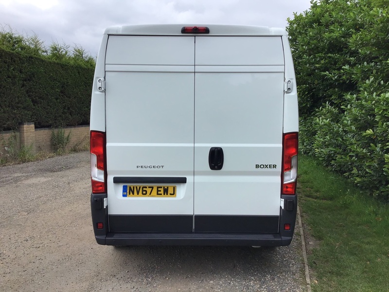 PEUGEOT BOXER