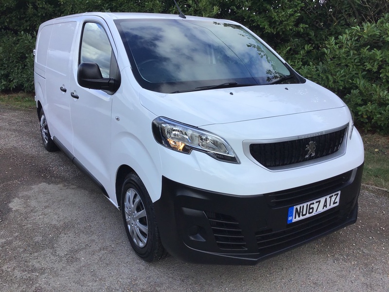 PEUGEOT EXPERT