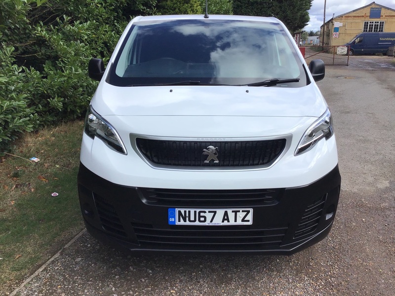 PEUGEOT EXPERT