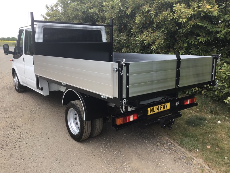 View FORD TRANSIT T350 CREW CAB TWIN REAR WHEEL DOUBLE CAB TIPPER WITH BRAND NEW TIPPING BODY.