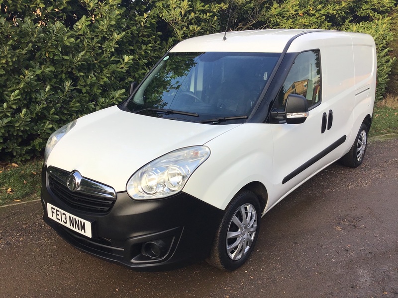 View VAUXHALL COMBO 2300 L2H1 CDTI ECOFLEX LONG WHEEL BASE TWIN SIDE LOAD DOORS