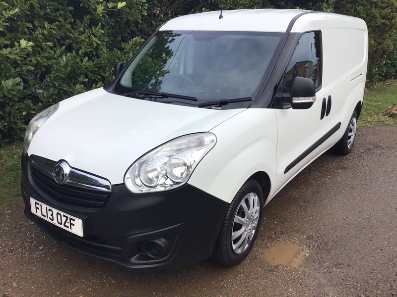 View VAUXHALL COMBO 1.3 CDTI 2300 LONG WHEEL BASE VAN 1 OWNER FULL VAUXHALL APPROVED SERVICE HISTORY