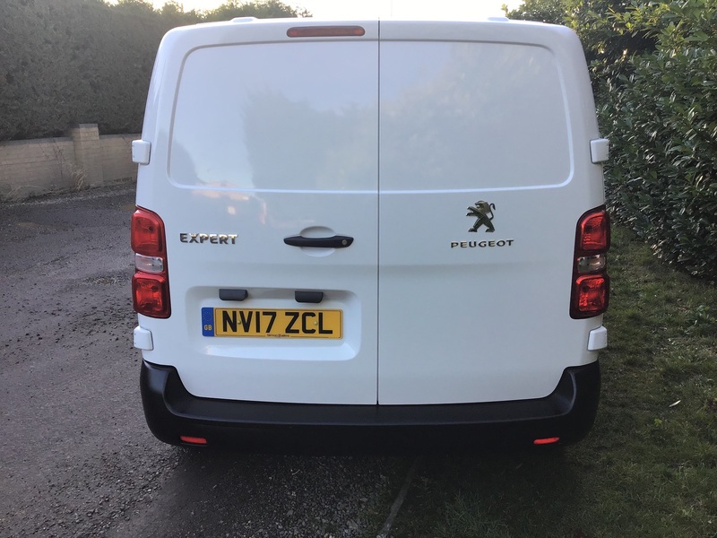 PEUGEOT EXPERT
