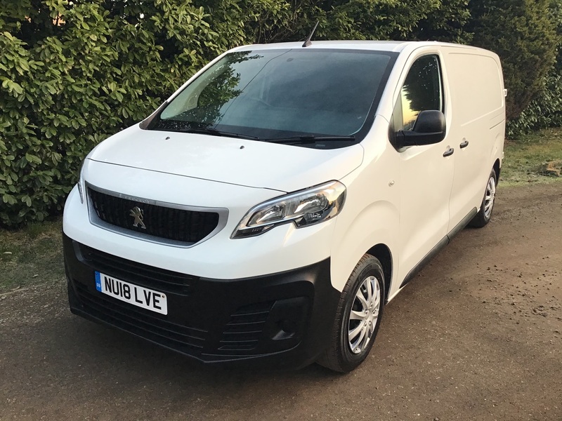 View PEUGEOT EXPERT BLUE HDI S STANDARD EURO6 ULEZ COMPLIANT LOW MILES