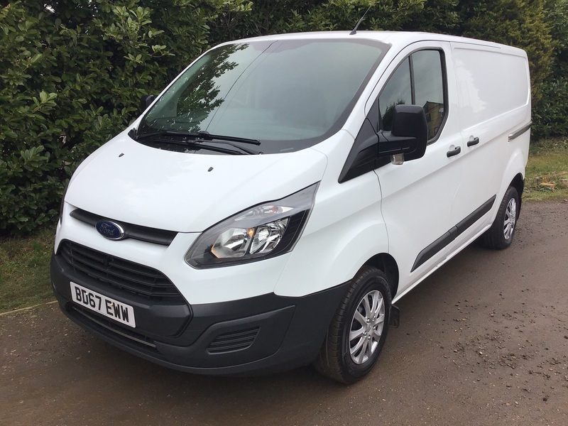 View FORD TRANSIT 2.0 105PS 270 L1 H1 EURO6 ULEZ COMPLIANT