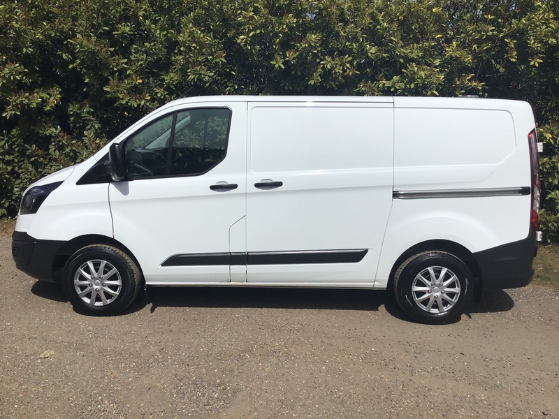 View FORD TRANSIT CUSTOM 2.0 TDCI 290 105PS L1 H1 EURO6, ULEZ COMPLIANT PANEL VAN