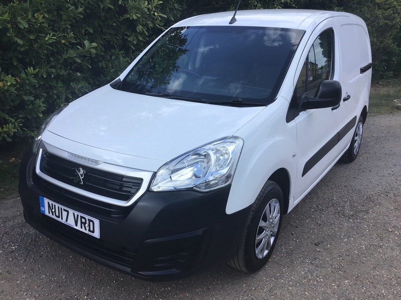 View PEUGEOT PARTNER BLUE HDI PROFESSIONAL L1 EURO6, ULEZ COMPLIANT