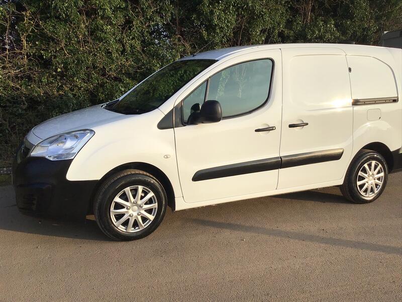 PEUGEOT PARTNER