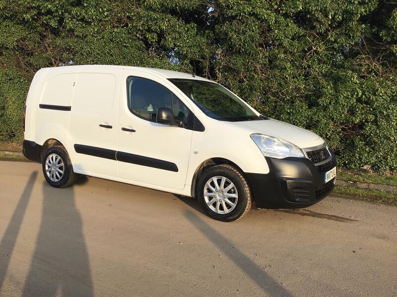 PEUGEOT PARTNER