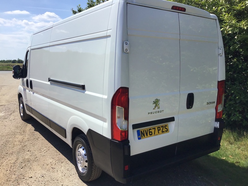 View PEUGEOT BOXER BLUE HDI 335 L3H2 EURO6 ULEZ COMPLIANT, LONG WHEEL BASE HIGH ROOF VAN