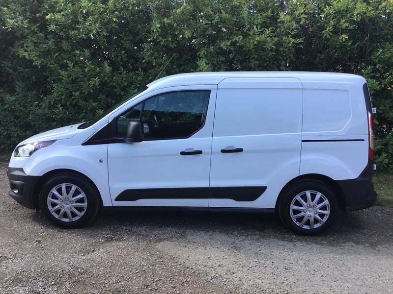 View FORD TRANSIT CONNECT 1.5 TDCI 200 75 L1 VAN, EURO6 SO ULEZ COMPLIANT, 1 OWNER, FULL SERVICE HISTORY.