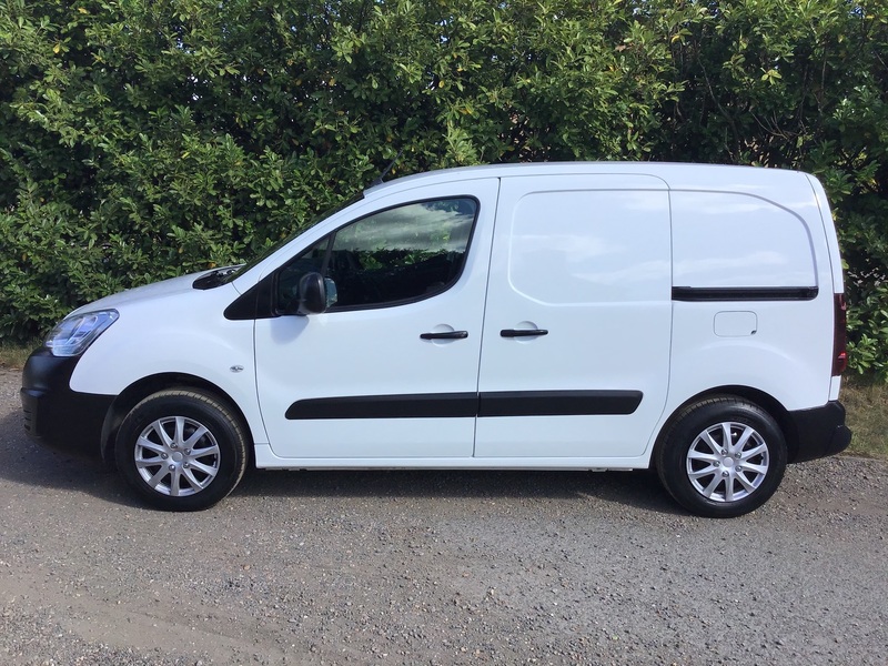 View CITROEN BERLINGO 625 ENTERPRISE L1 BLUEHDI EURO6 ULEZ COMPLIANT, AIR-CON, CRUISE CONTROL