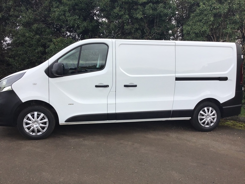 View VAUXHALL VIVARO L2H1 2900 CDTI