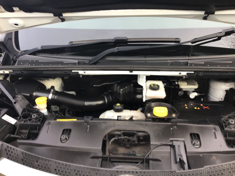 VAUXHALL VIVARO