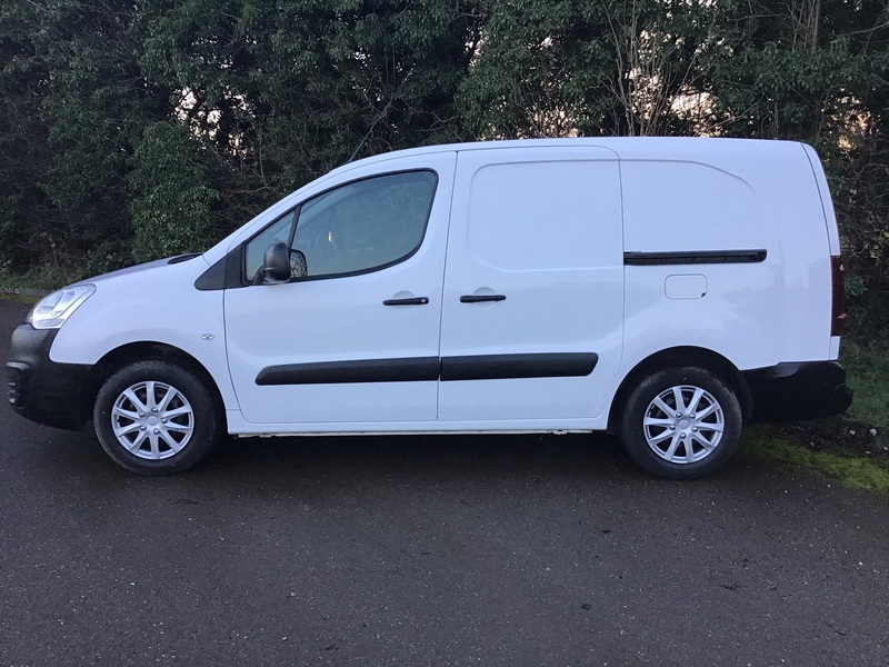 View PEUGEOT PARTNER BLUE HDI S L2 LWB Euro 6 ULEZ Compliant